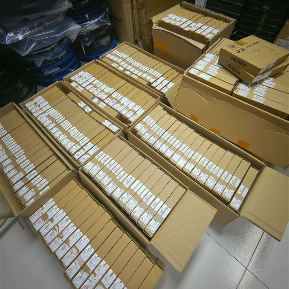 回收IC芯片，光耦，集成电路闲置库存工厂呆料，可承接工厂库存招标竞价出价