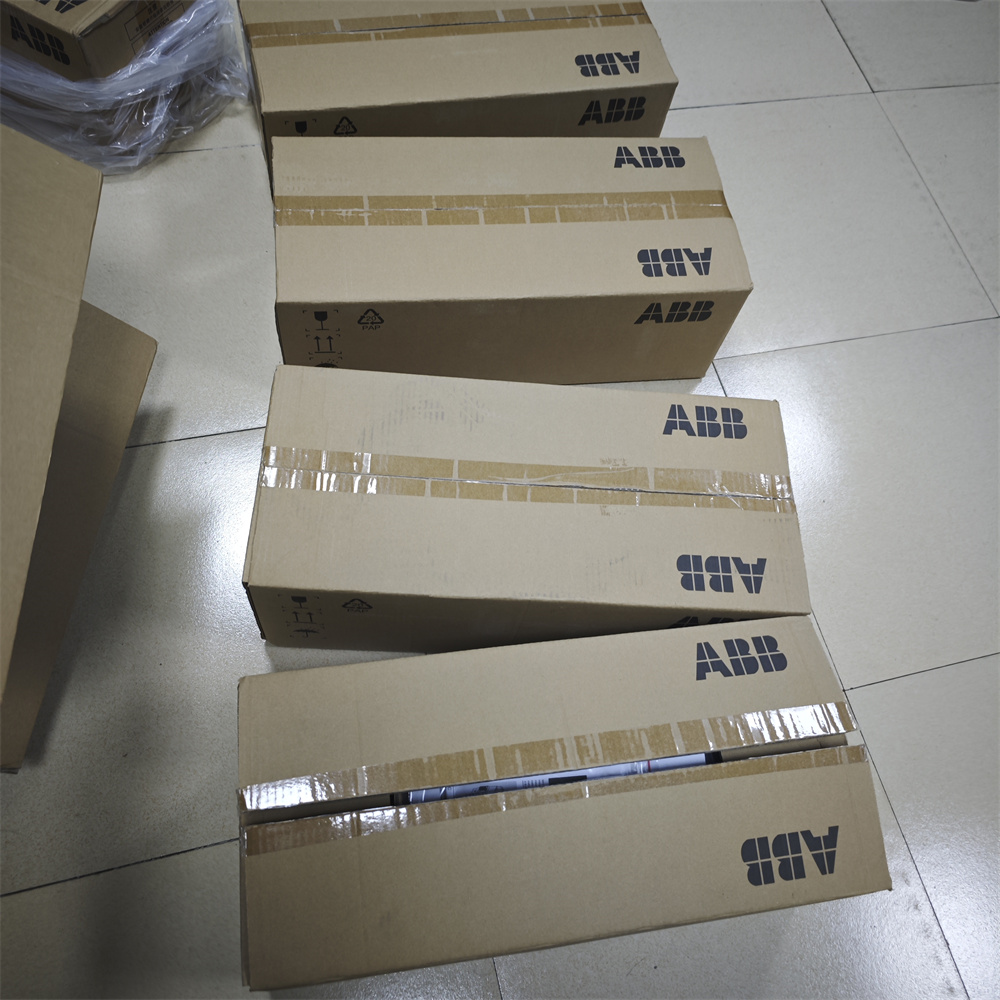 1SDA096601R1 DPT250-CB011 R200 4P