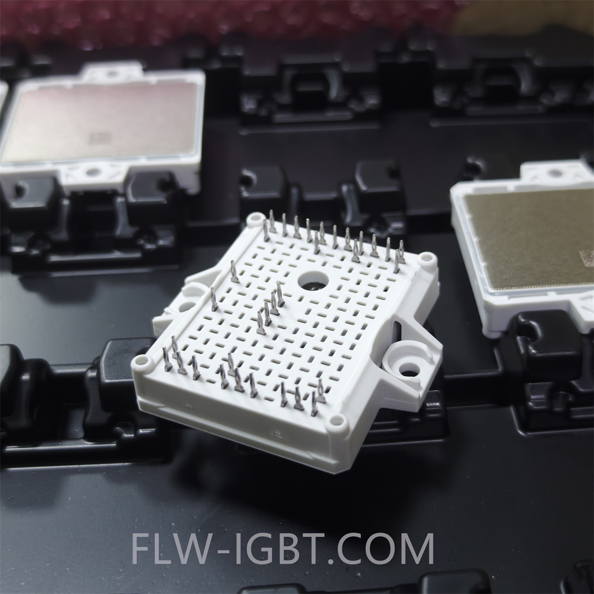 10-EY066PA100SA-L194F38T Vincotech 威科 IGBT 模块 600V100A 10-EY066PA100SA L194F38T02